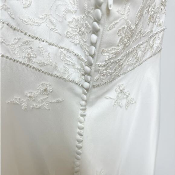 Galina Womens Satin Tulle Wedding Dress Strapless Button Back 12 - Picture 8 of 12